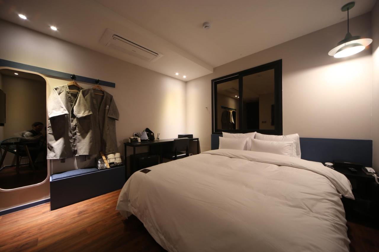 Hotel French Code Myeongji Busan Exterior photo